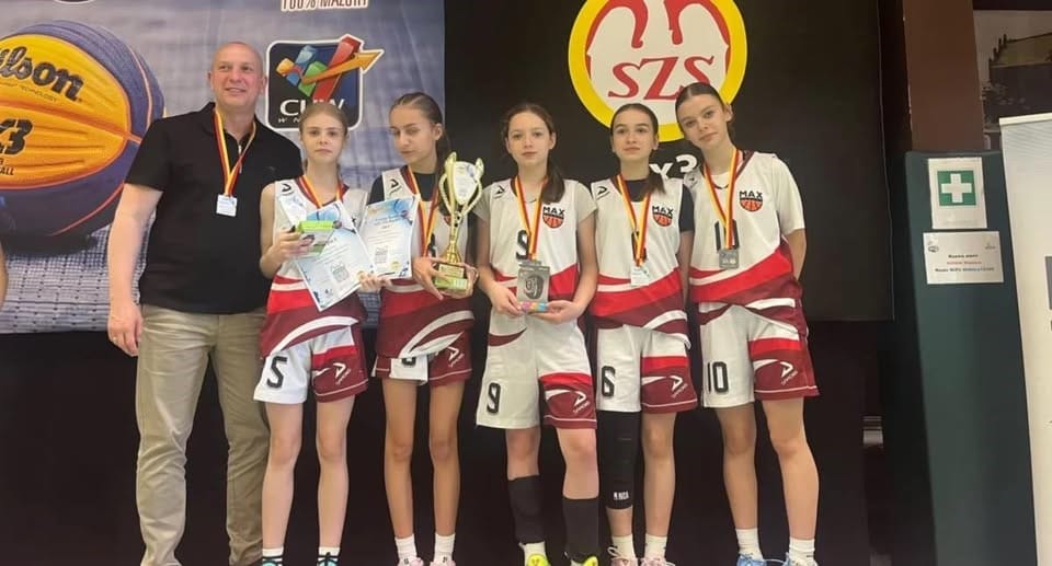 Wielki sukces! Dziewczęta z SP2 Wysokie Mazowieckie Wicemistrzyniami Polski w koszykówce 3×3!